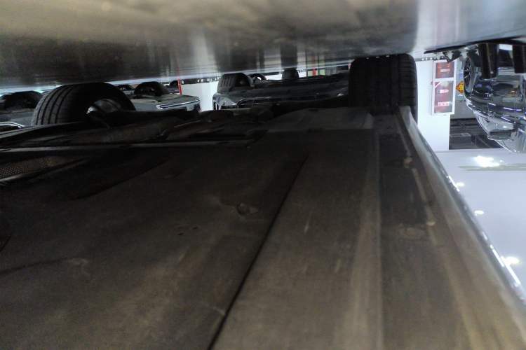 Used BMW 3 Series 2024 325Li M Sport Night Edition Package Right Side Sill