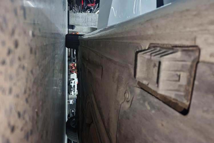 Used BMW 3 Series 2024 320Li M Sport Package Right Side Sill