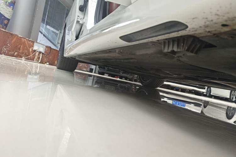 Used BMW 3 Series 2024 325i M Sport Night Edition Package Right Side Sill