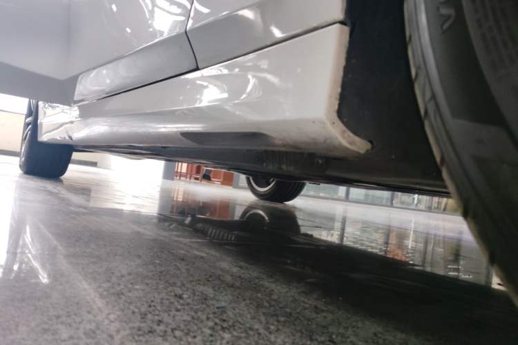 Used BMW 3 Series 2024 325Li M Sport Package Right Side Sill