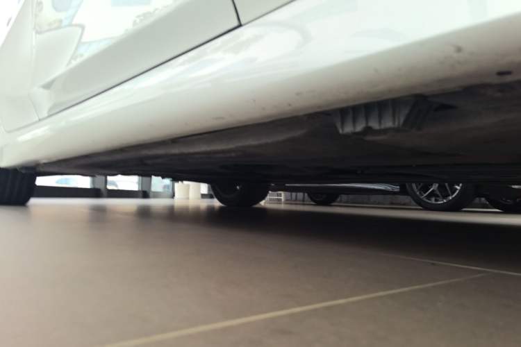 Used BMW 3 Series 2024 320Li M Sport Package Right Side Sill