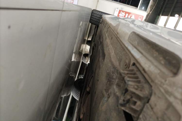 Used BMW 3 Series 2024 325Li M Sport Night Edition Package Right Side Sill