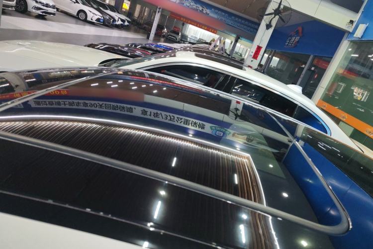 Used BMW 3 Series 2024 325i M Sport Package Roof