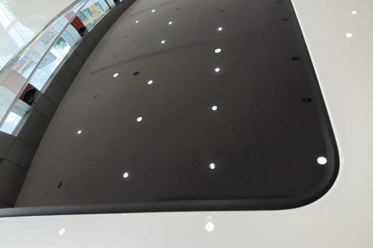 Used BMW 3 Series 2024 320i M Sport Package Roof