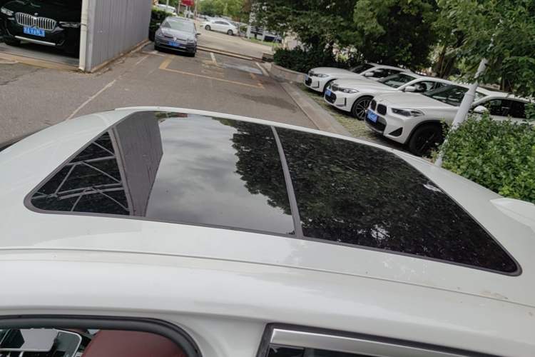 Used BMW 3 Series 2024 320Li M Sport Package Roof