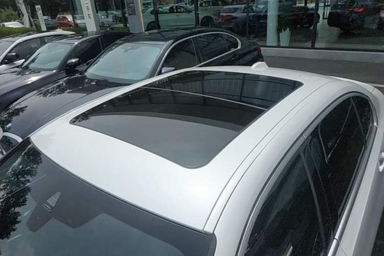 Used BMW 3 Series 2024 325Li M Sport Package Roof