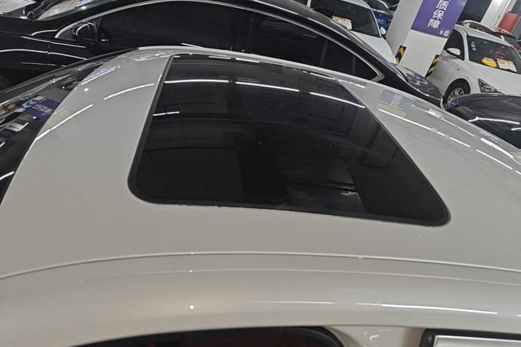 Used BMW 3 Series 2024 325i M Sport Package Roof
