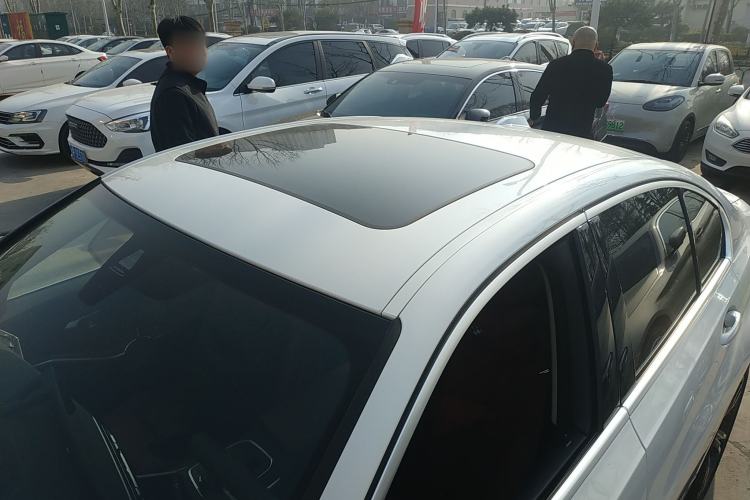 Used BMW 3 Series 2024 325i M Sport Package Roof