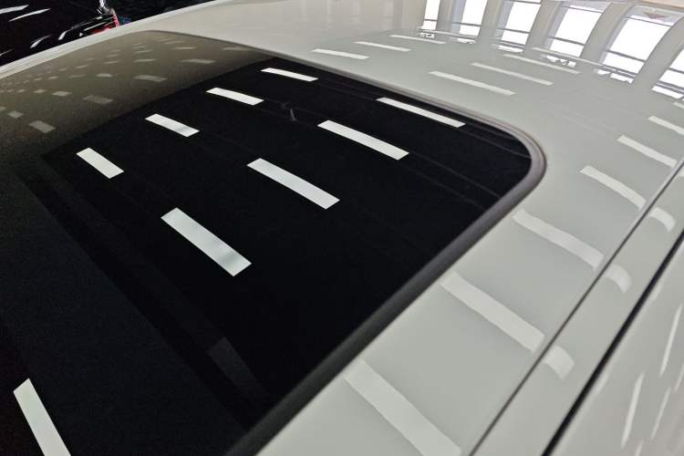 Used BMW 3 Series 2024 320i M Sport Package Roof