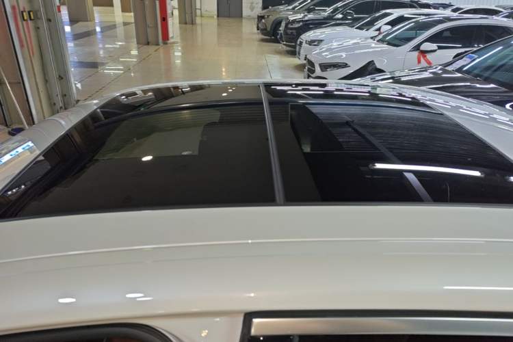 Used BMW 3 Series 2024 325Li M Sport Package Roof