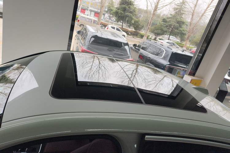 Used BMW 3 Series 2024 325Li M Sport Package Roof