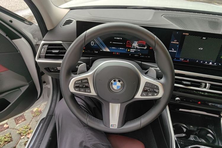Used BMW 3 Series 2024 320Li M Sport Package Steering Wheel