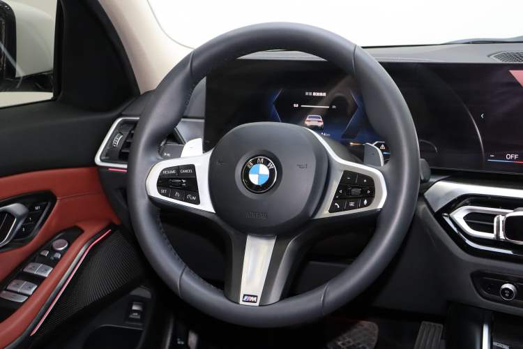 Used BMW 3 Series 2024 325Li M Sport Package Steering Wheel