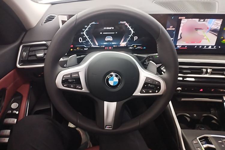 Used BMW 3 Series 2024 325i M Sport Package Steering Wheel