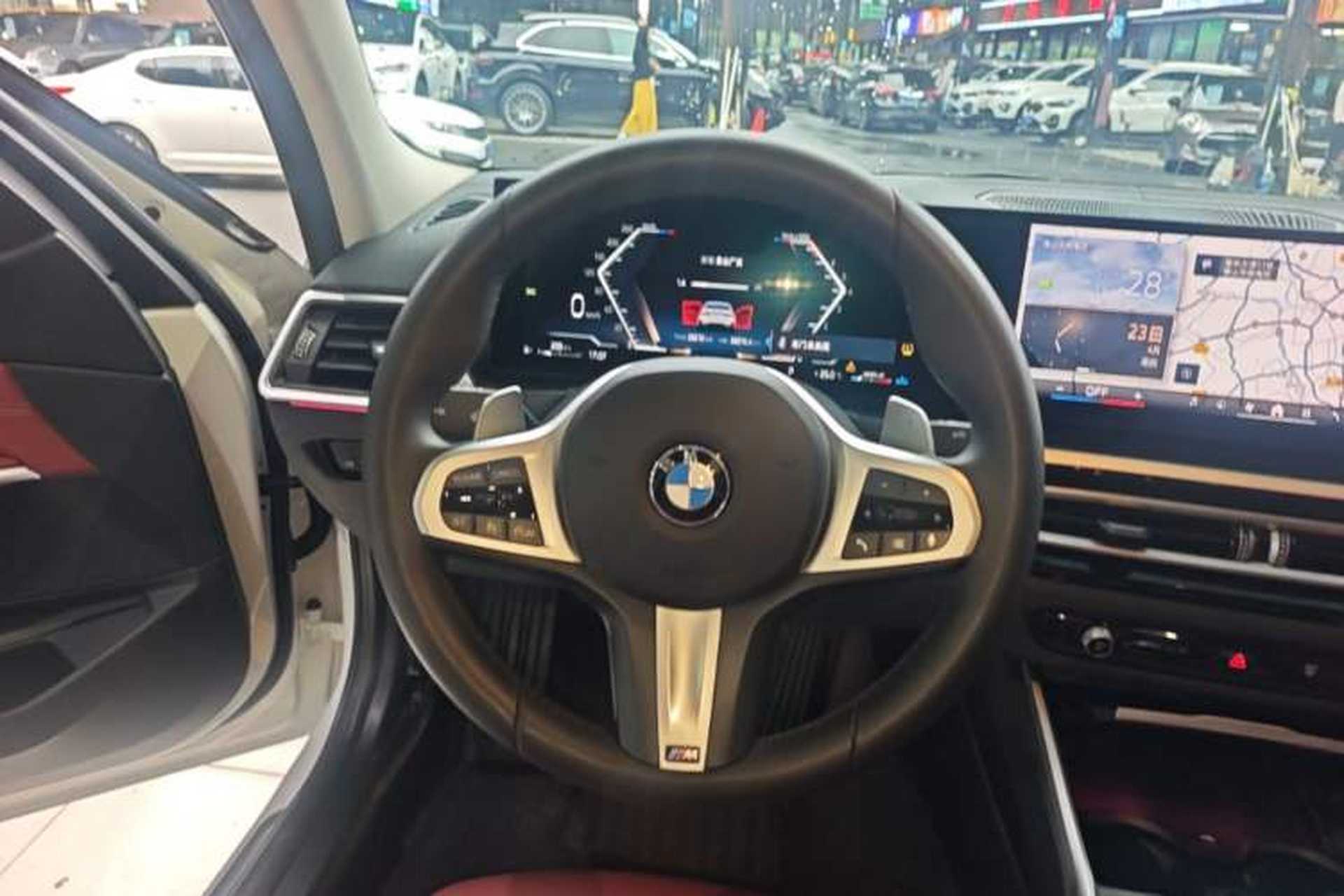 Used BMW 3 Series 2024 325i M Sport Package Steering Wheel