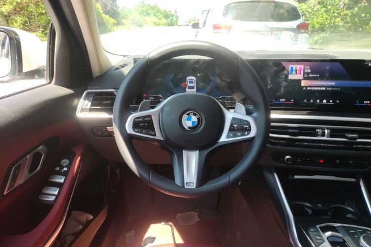 Used BMW 3 Series 2024 325Li M Sport Package Steering Wheel