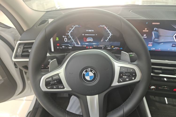 Used BMW 3 Series 2024 325Li M Sport Package Steering Wheel