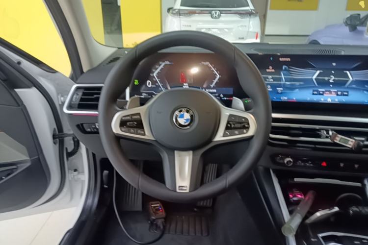 Used BMW 3 Series 2024 325Li M Sport Package Steering Wheel