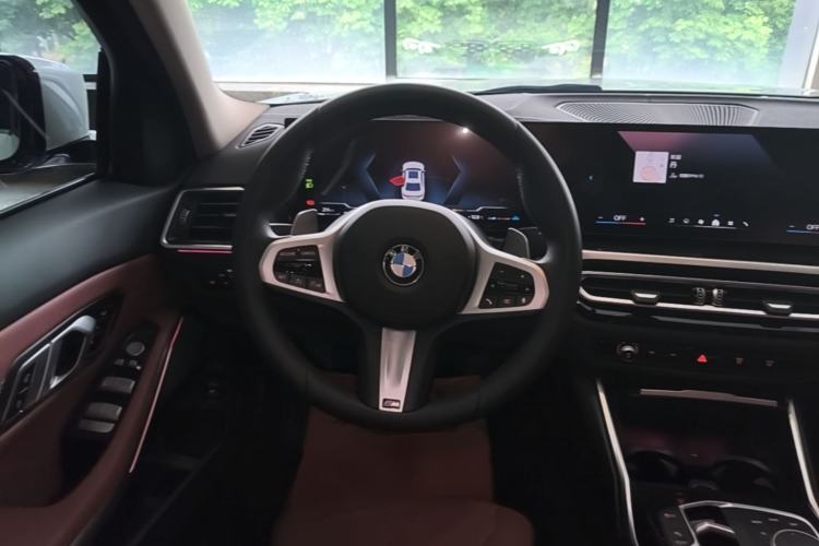 Used BMW 3 Series 2024 325Li M Sport Package Steering Wheel