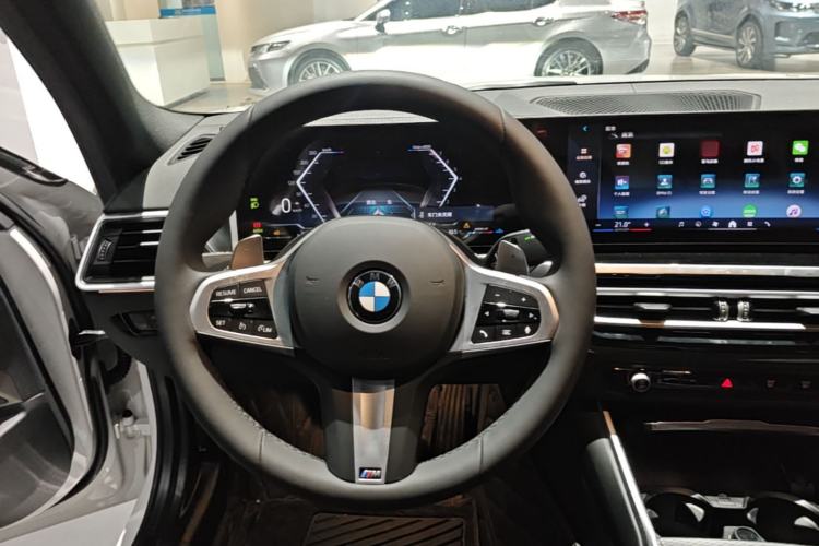Used BMW 3 Series 2024 325i M Sport Night Edition Package Steering Wheel
