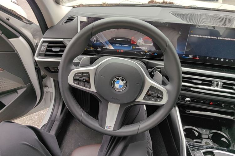 Used BMW 3 Series 2024 320Li M Sport Package Steering Wheel