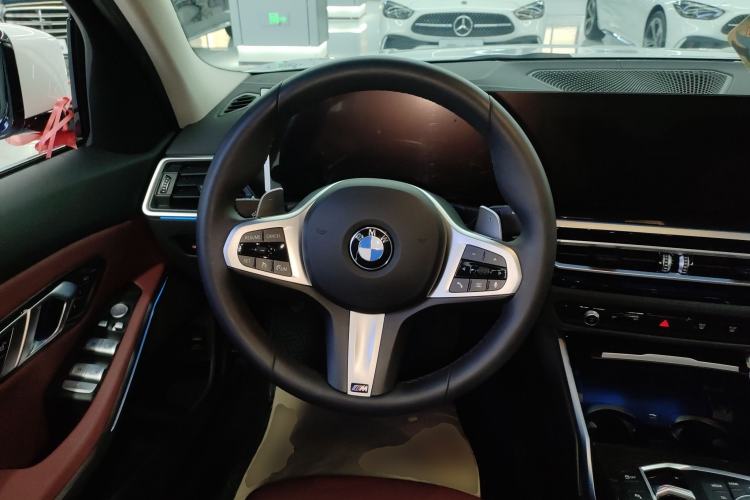 Used BMW 3 Series 2024 325Li M Sport Package Steering Wheel