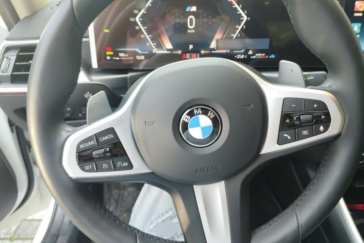 Used BMW 3 Series 2024 325Li M Sport Package Steering Wheel