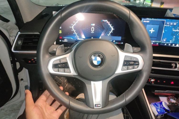 Used BMW 3 Series 2024 325Li M Sport Package Steering Wheel
