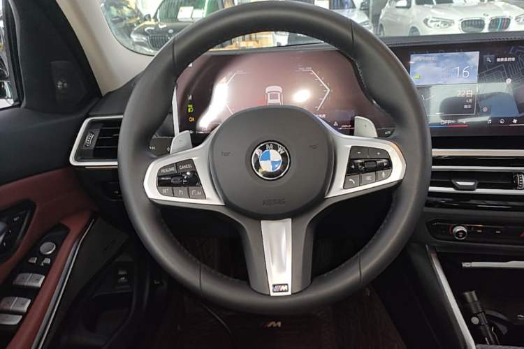Used BMW 3 Series 2024 325Li M Sport Night Edition Package Steering Wheel