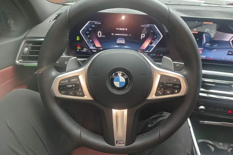 Used BMW 3 Series 2024 325i M Sport Night Edition Package Steering Wheel