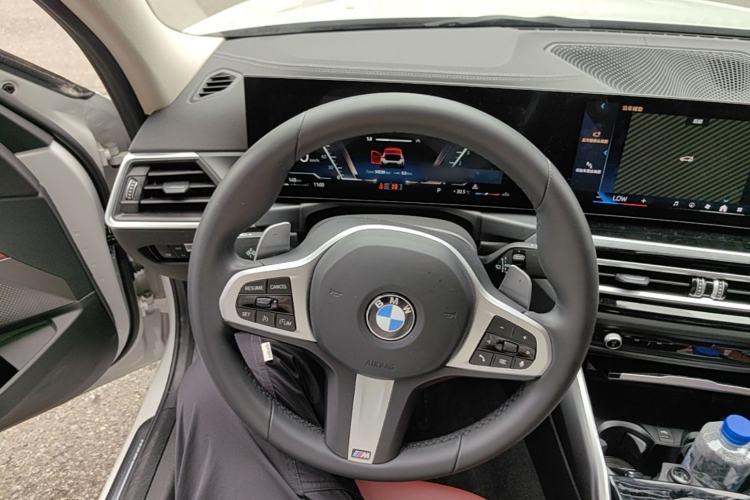 Used BMW 3 Series 2024 320Li M Sport Package Steering Wheel