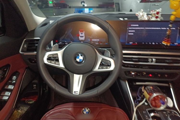 Used BMW 3 Series 2024 325Li M Sport Package Steering Wheel