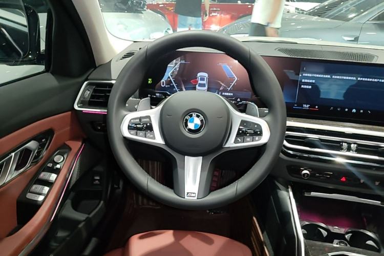 Used BMW 3 Series 2024 325Li M Sport Package Steering Wheel