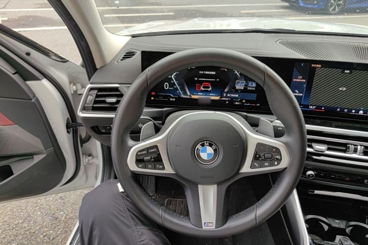 Used BMW 3 Series 2024 320Li M Sport Package Steering Wheel