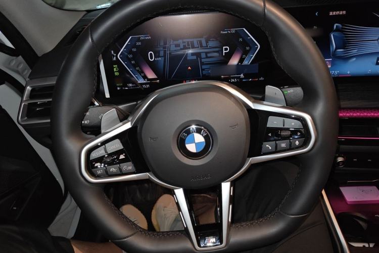 Used BMW 3 Series 2024 325Li M Sport Package Steering Wheel