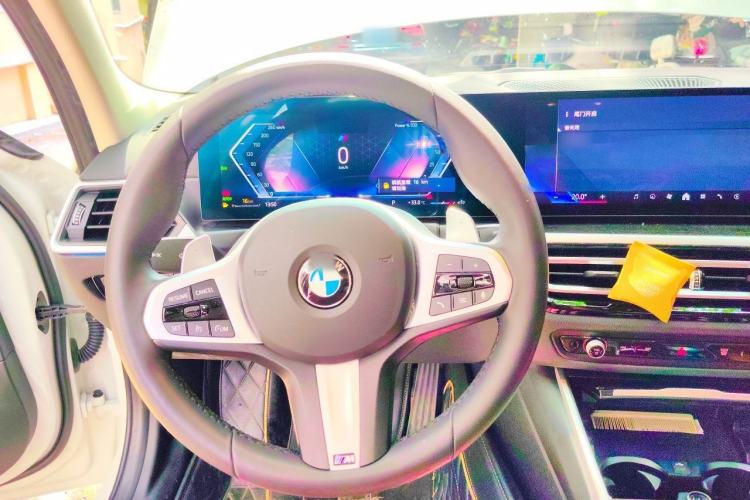 Used BMW 3 Series 2024 325Li M Sport Package Steering Wheel