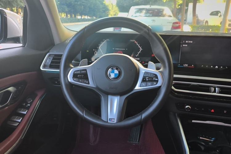 Used BMW 3 Series 2024 325Li M Sport Package Steering Wheel