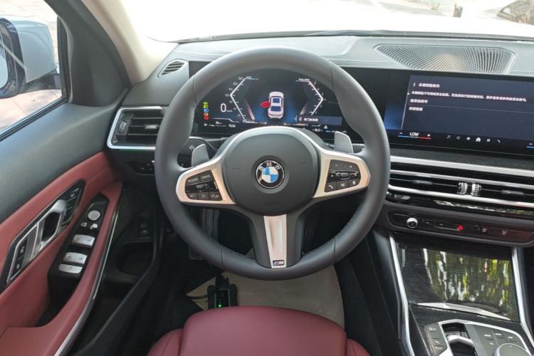Used BMW 3 Series 2024 325Li M Sport Package Steering Wheel