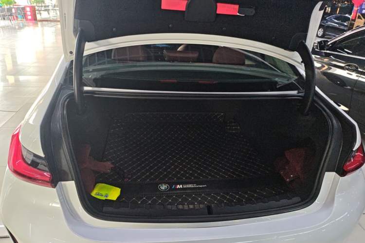 Used BMW 3 Series 2024 320Li M Sport Package Trunk
