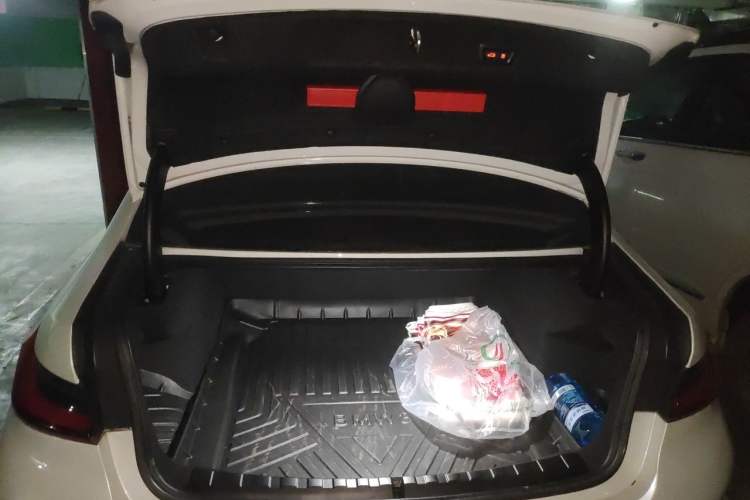 Used BMW 3 Series 2024 325Li M Sport Night Edition Package Trunk