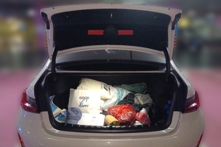 Used BMW 3 Series 2024 325i M Sport Night Edition Package Trunk