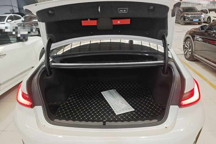 Used BMW 3 Series 2024 325Li M Sport Package Trunk