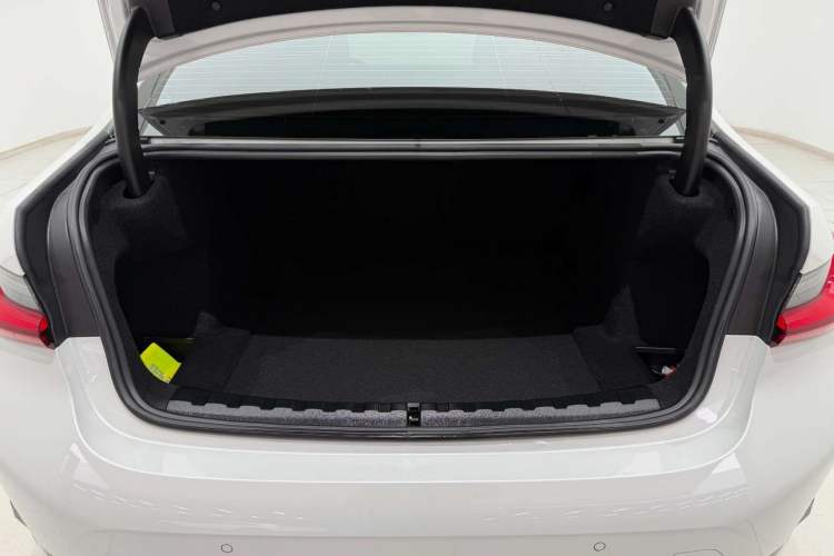 Used BMW 3 Series 2024 325Li M Sport Night Edition Package Trunk