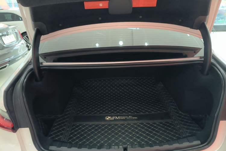 Used BMW 3 Series 2024 320i M Sport Package Trunk