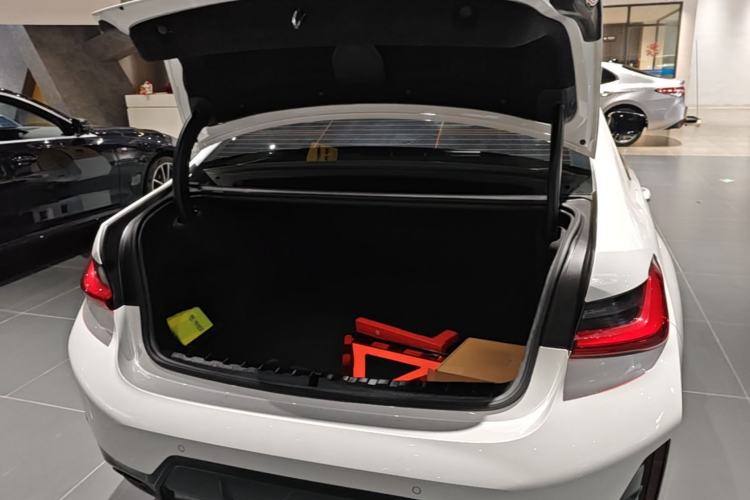 Used BMW 3 Series 2024 325i M Sport Night Edition Package Trunk