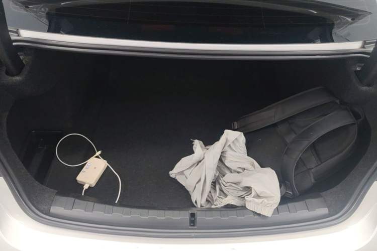 Used BMW 3 Series 2024 325Li M Sport Package Trunk