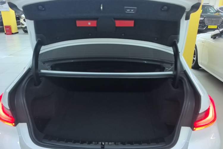 Used BMW 3 Series 2024 325Li M Sport Package Trunk