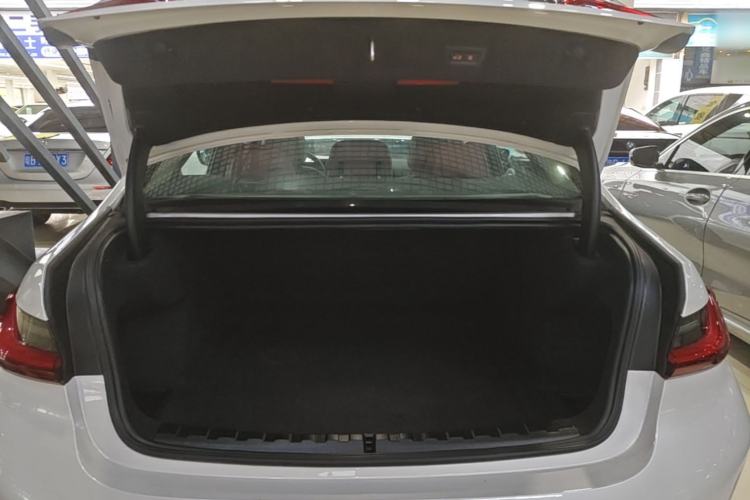 Used BMW 3 Series 2024 325Li M Sport Package Trunk