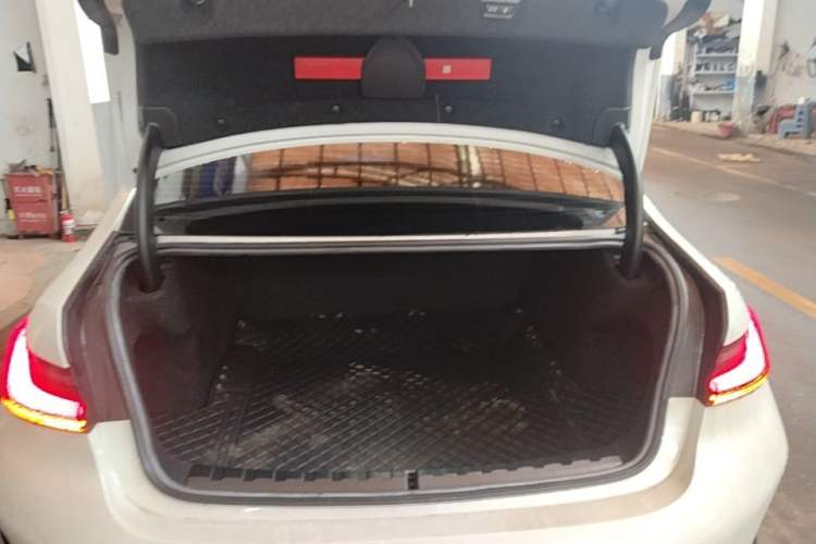 Used BMW 3 Series 2024 325Li M Sport Package Trunk