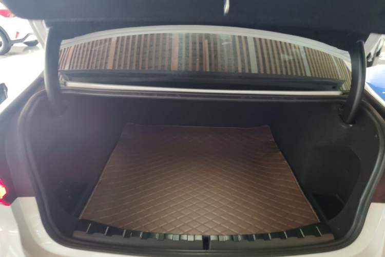 Used BMW 3 Series 2024 320Li M Sport Package Trunk